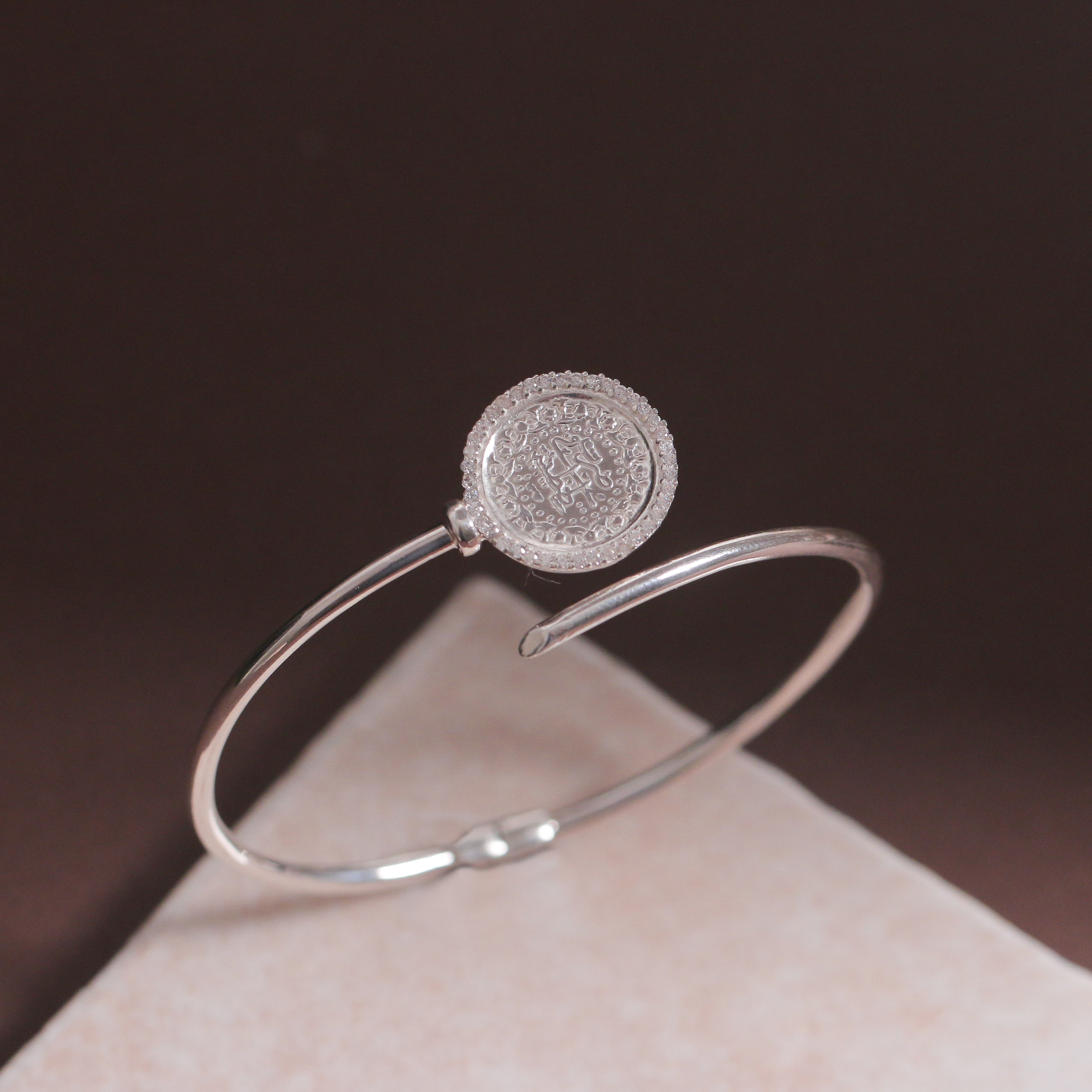 Silver Lira Bangle