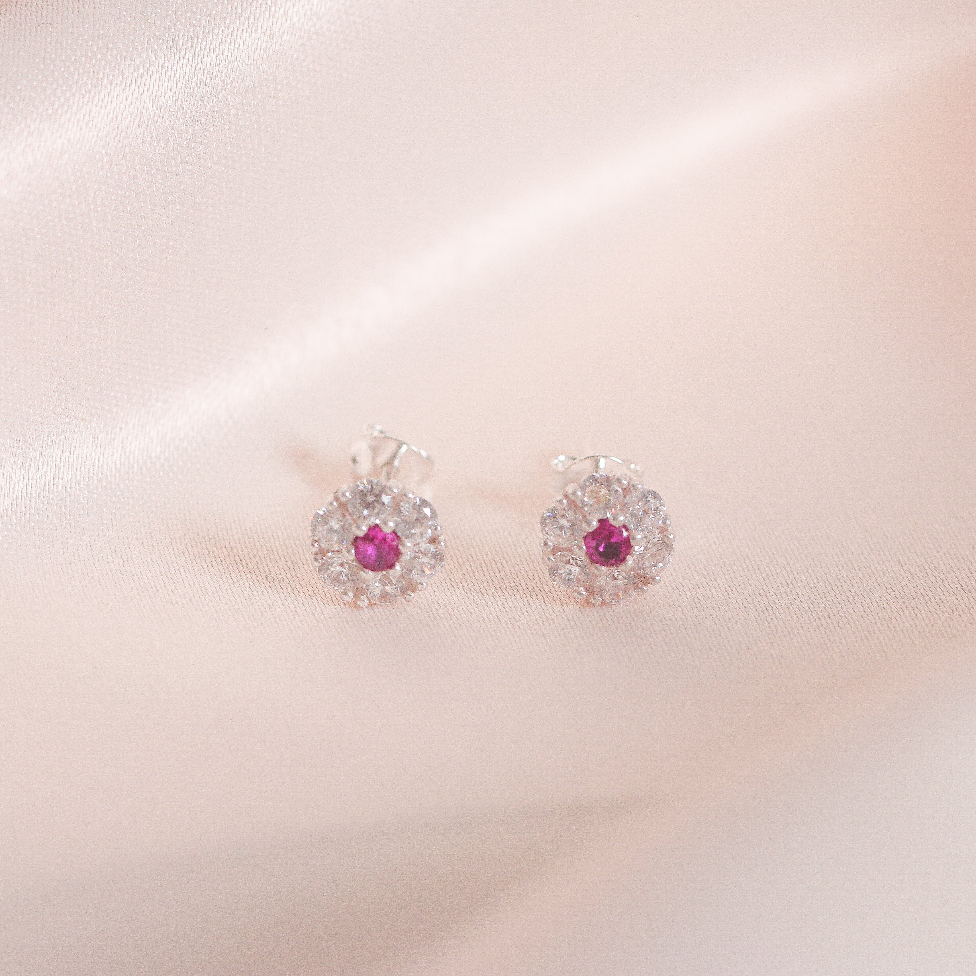 Red Zahra Earrings (White)