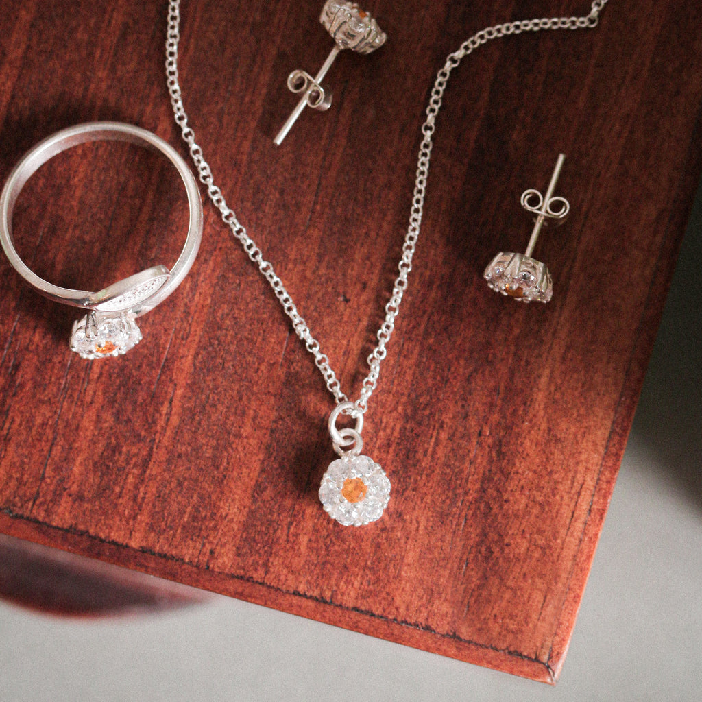 Yellow Zahra Set (White)