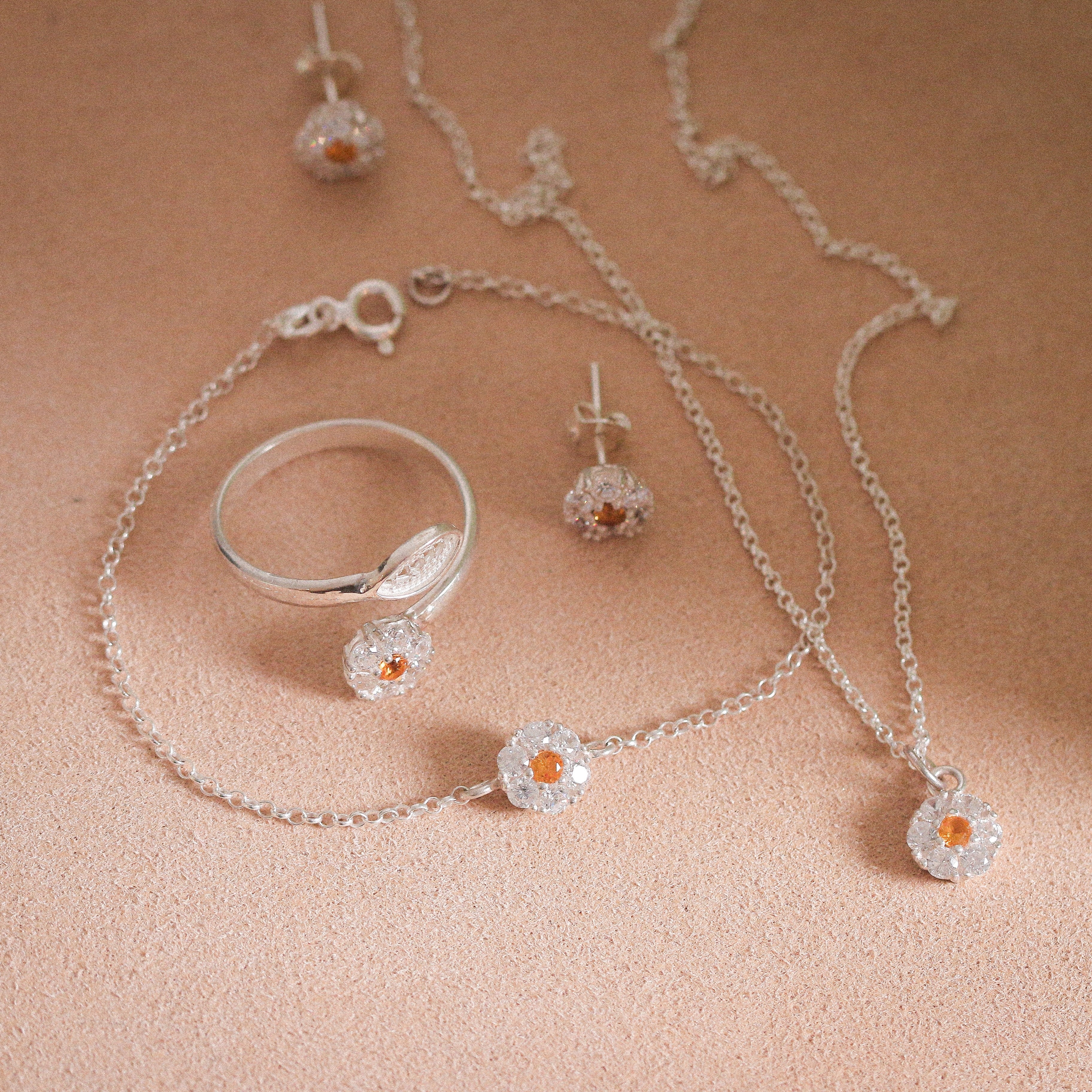 Yellow Zahra Bracelet (White)