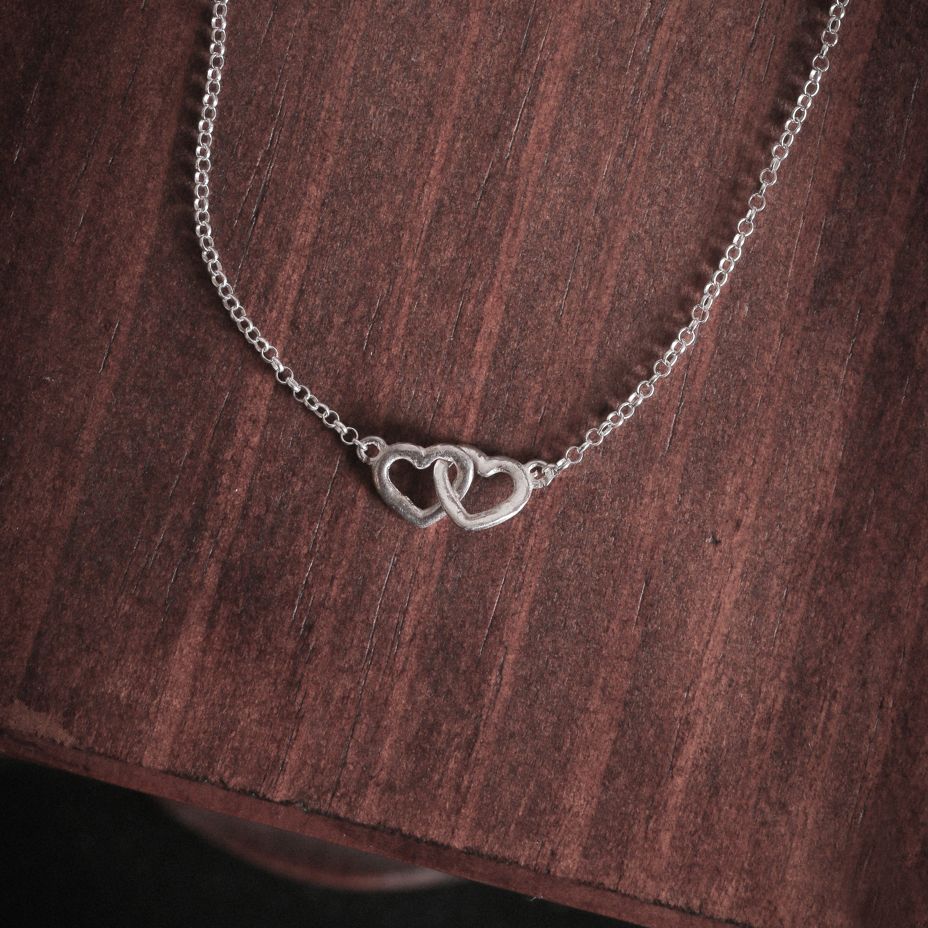Intertwined Hearts Necklace (White)