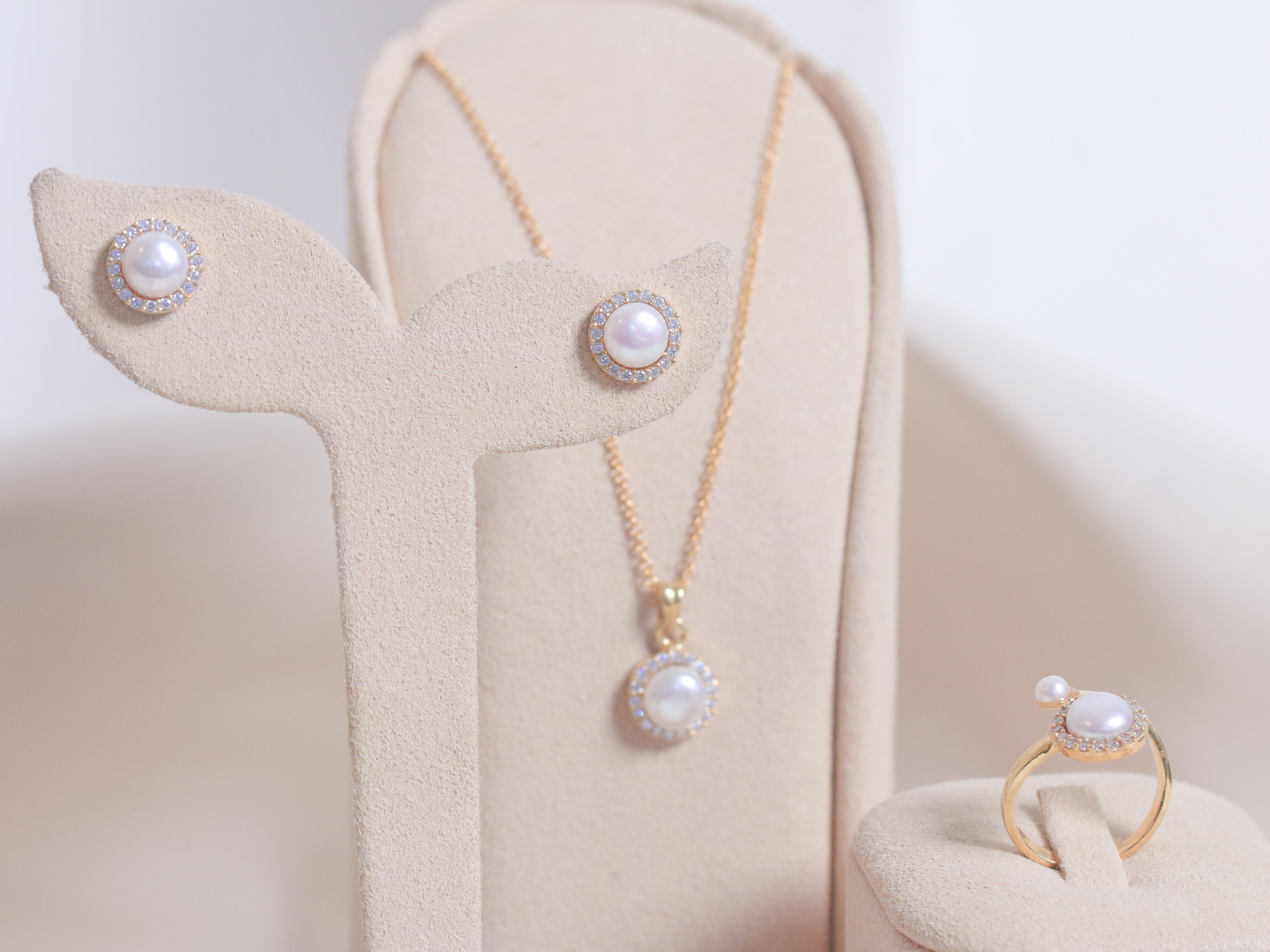 Min Pearl & Zircon Set