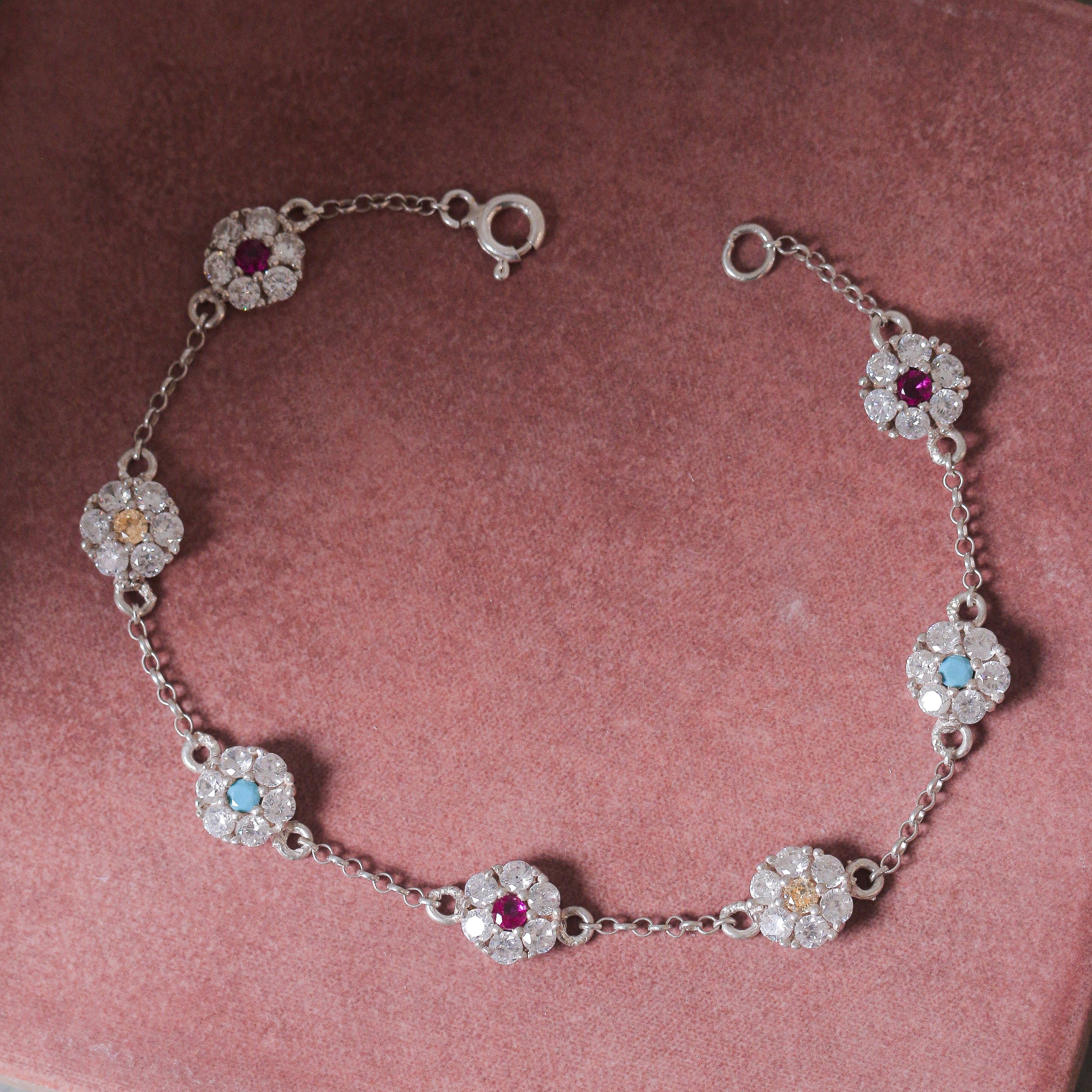 7 Red Zahra Bracelet (Mix)