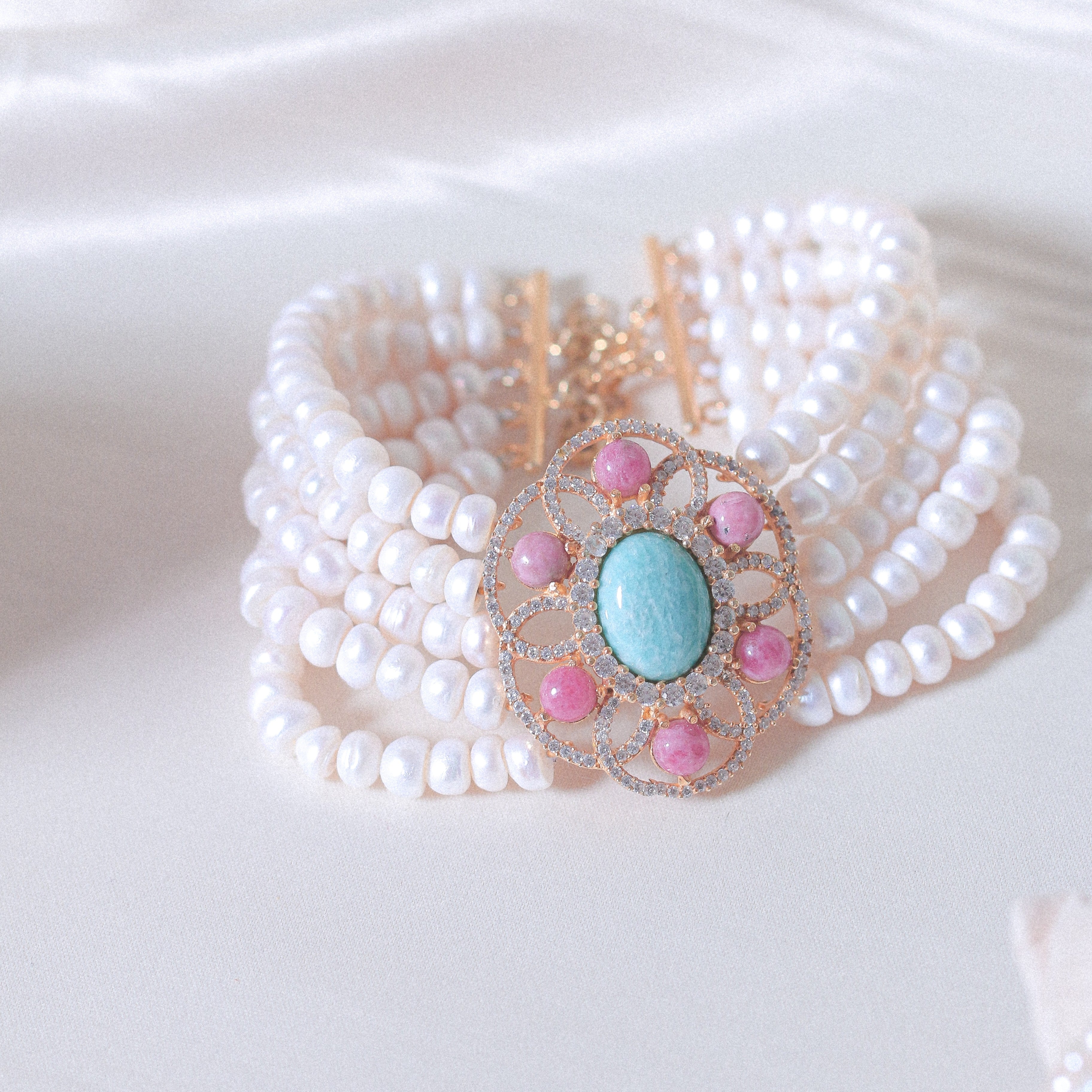 Rhodonite's Orbit Pearl Full Set