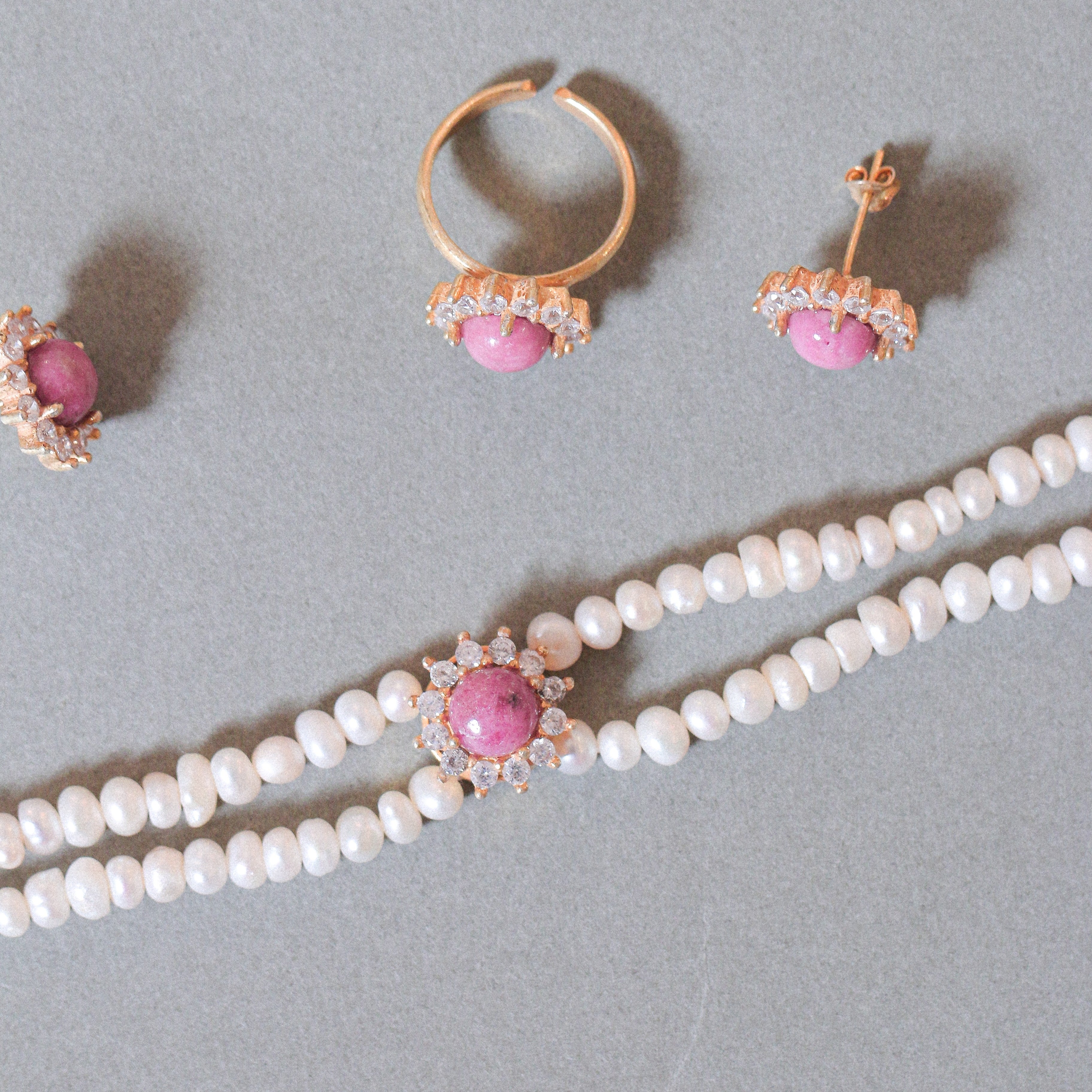 Rhodonite Halo Pearl Bracelet