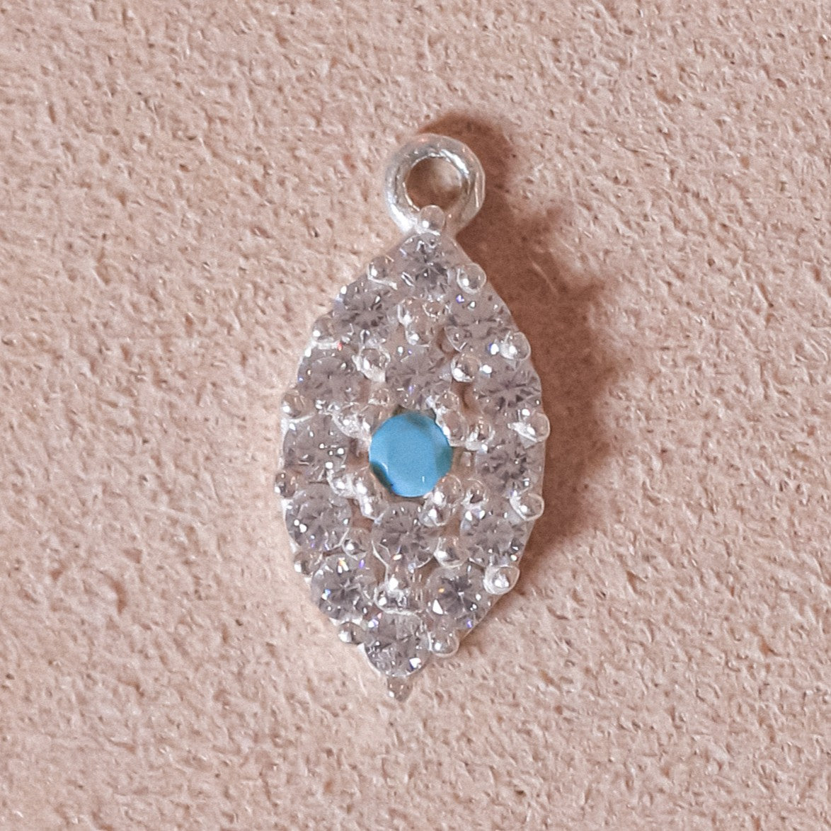 Ein Fairuz Charm