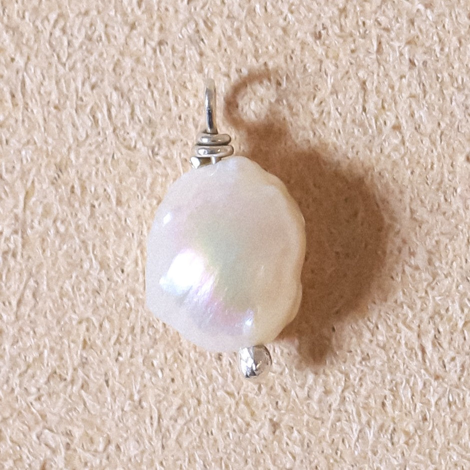 Pearl Charm