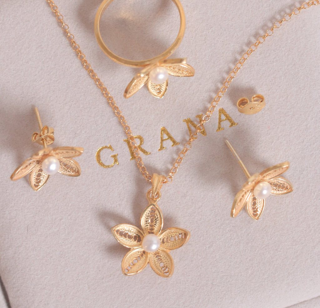 New Light Pearls FLR Set