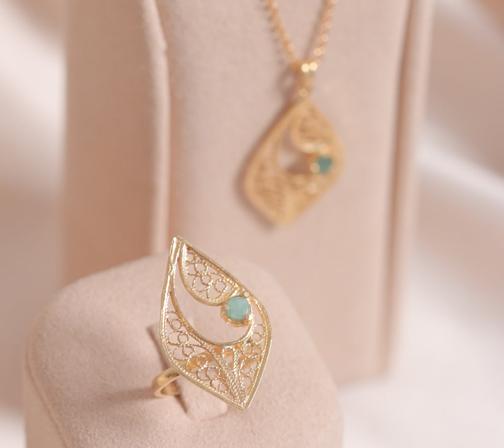 Big Tear Filigree & Emeralds Set