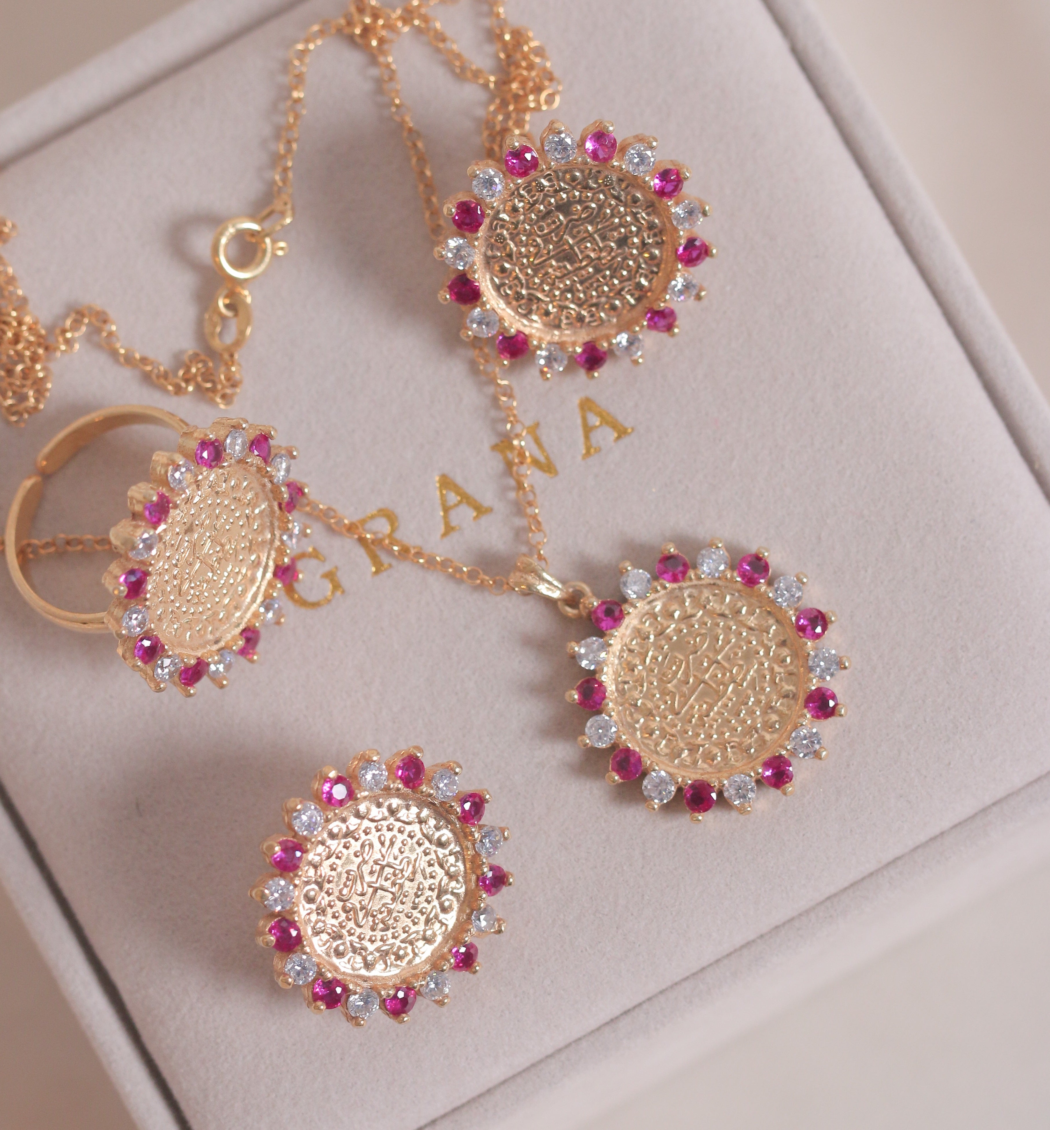 Sun Red Zircon Lira Pendant