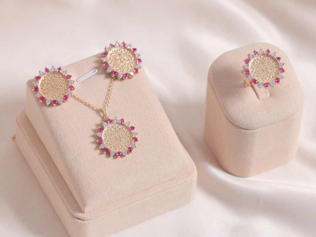 Sun Red Zircon Lira Ring