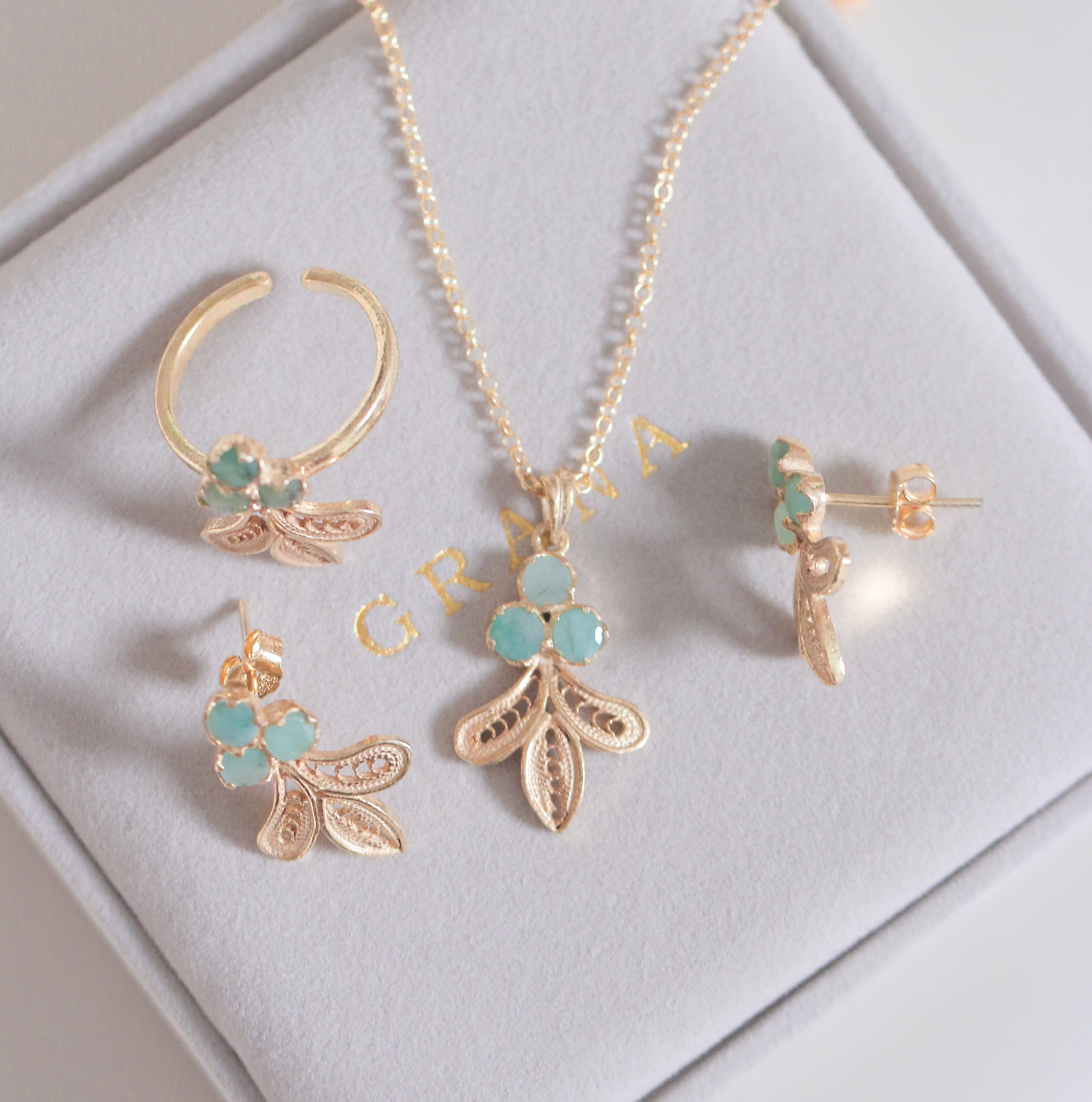 3 Emeralds Filigree Set
