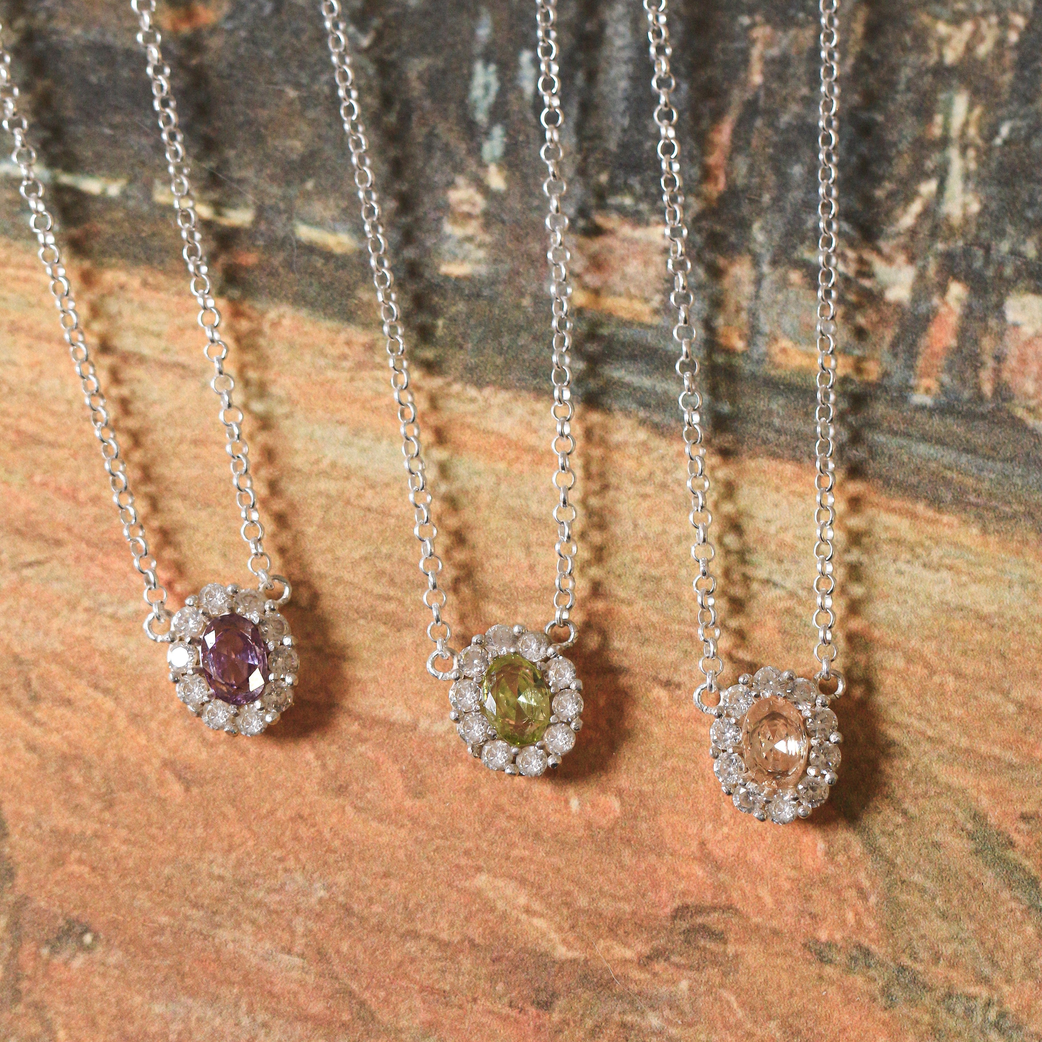 Classic Halo Honey Pendant