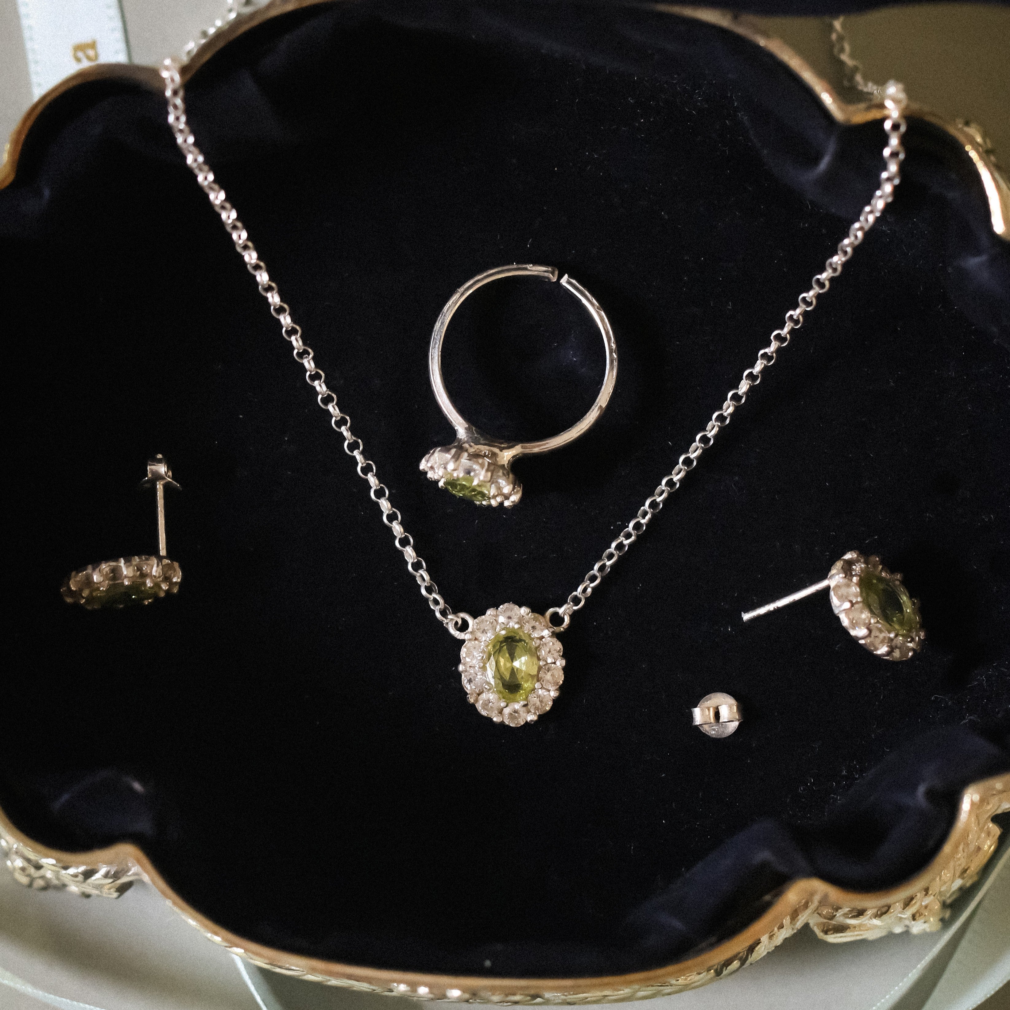 Classic Halo Olive Set