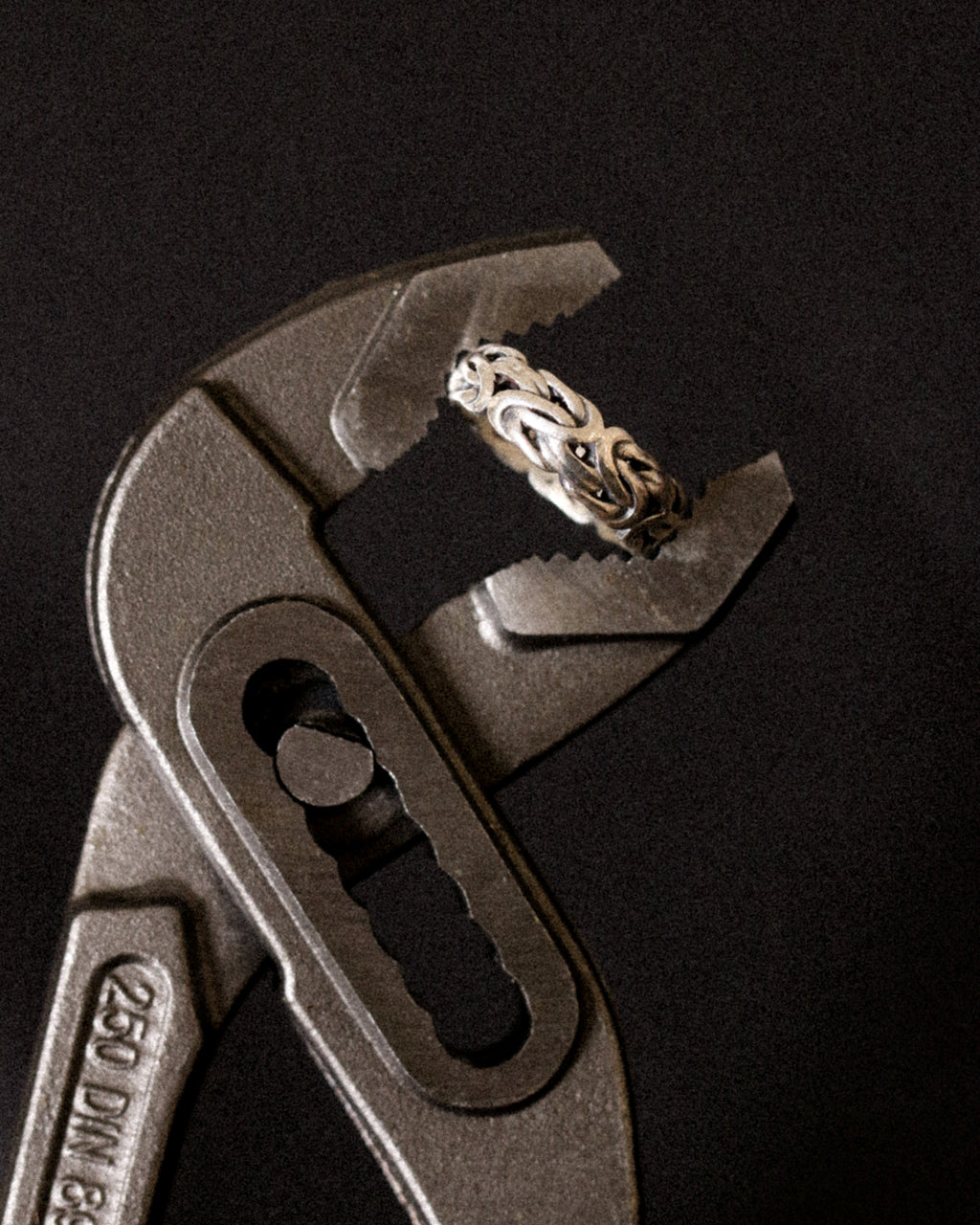 Buleila Signature Wedding Band (Men)