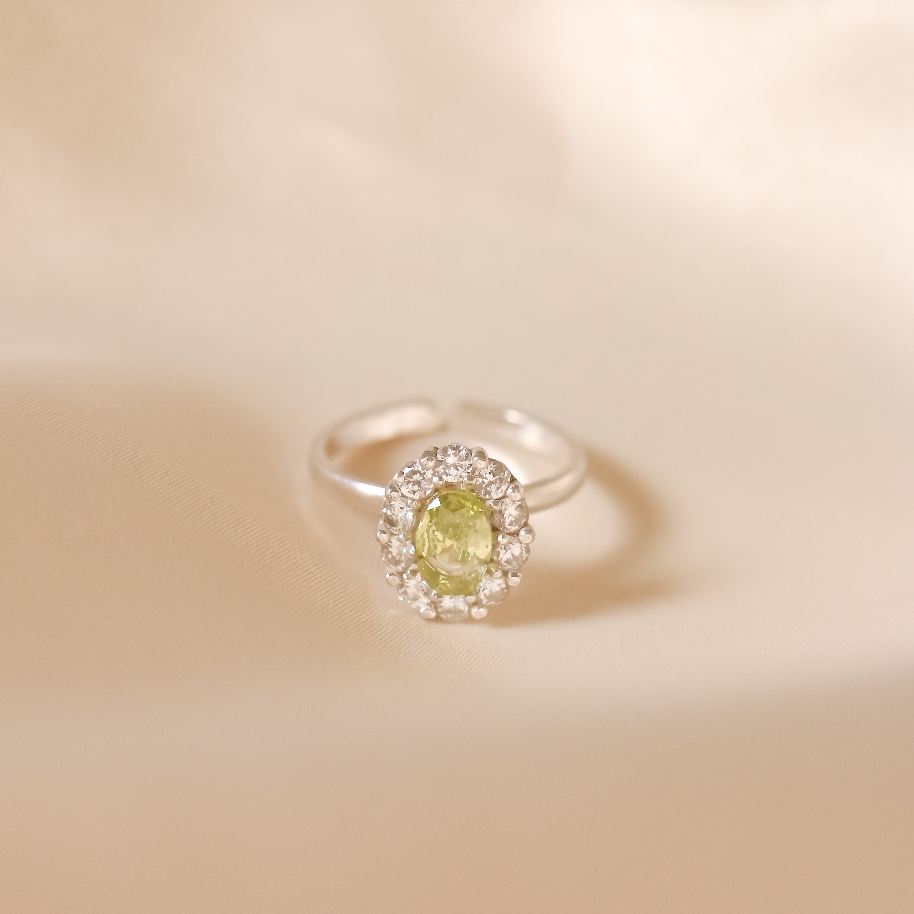 Classic Halo Olive Ring
