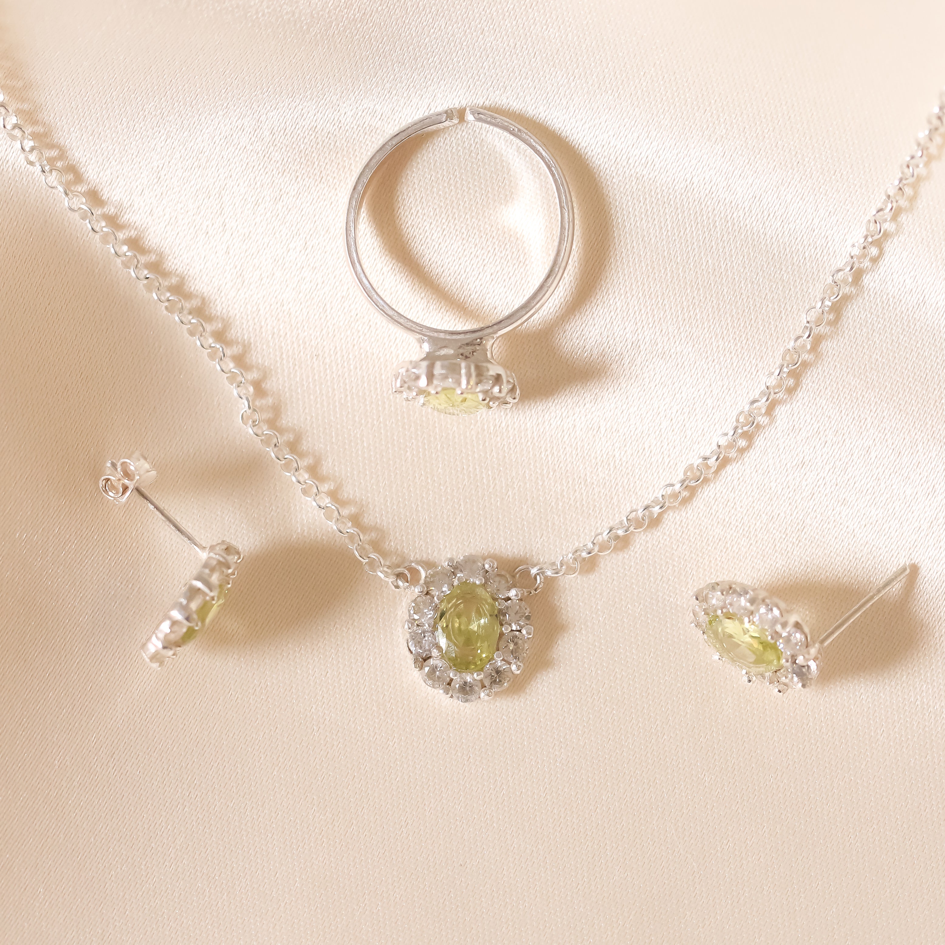 Classic Halo Olive Set