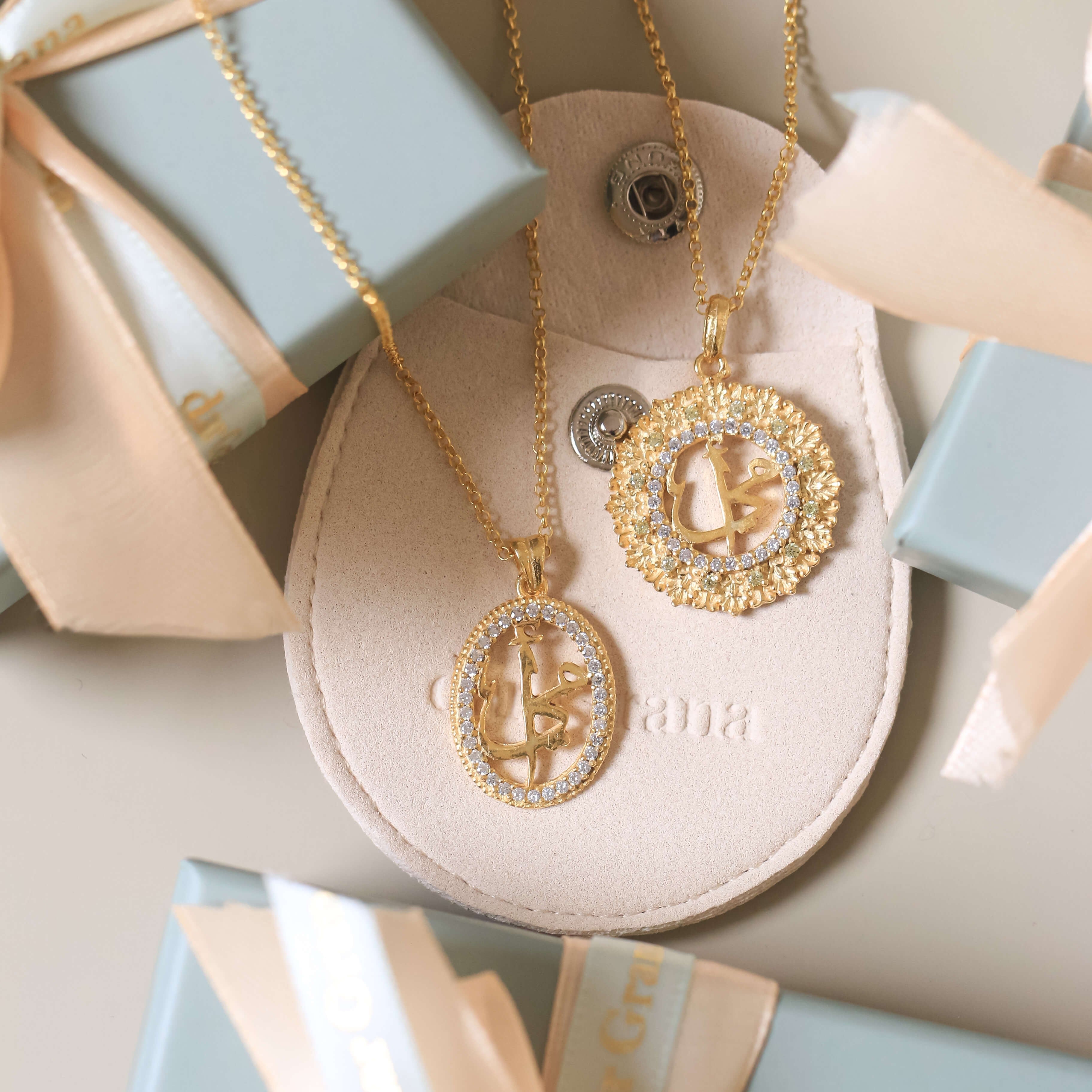 Oval Mothers Day Pendant