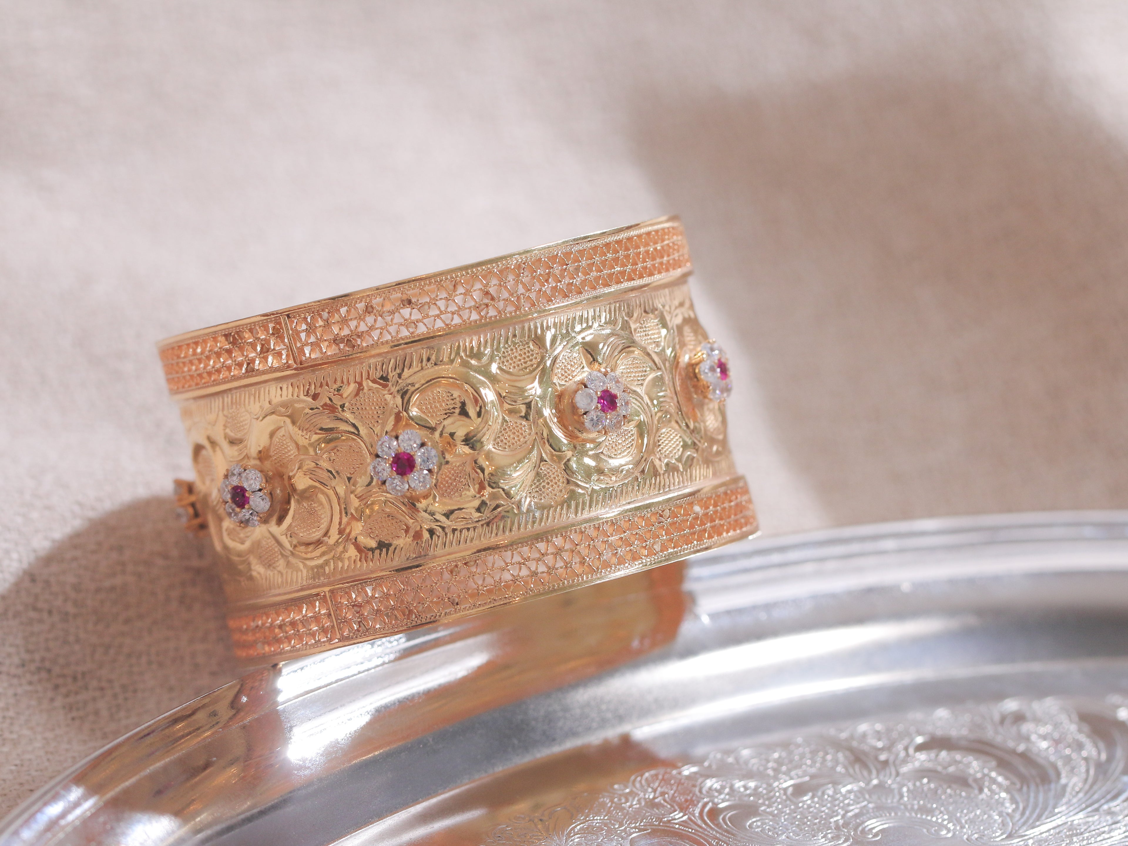 Zahra Naqish & Filigree Deblij