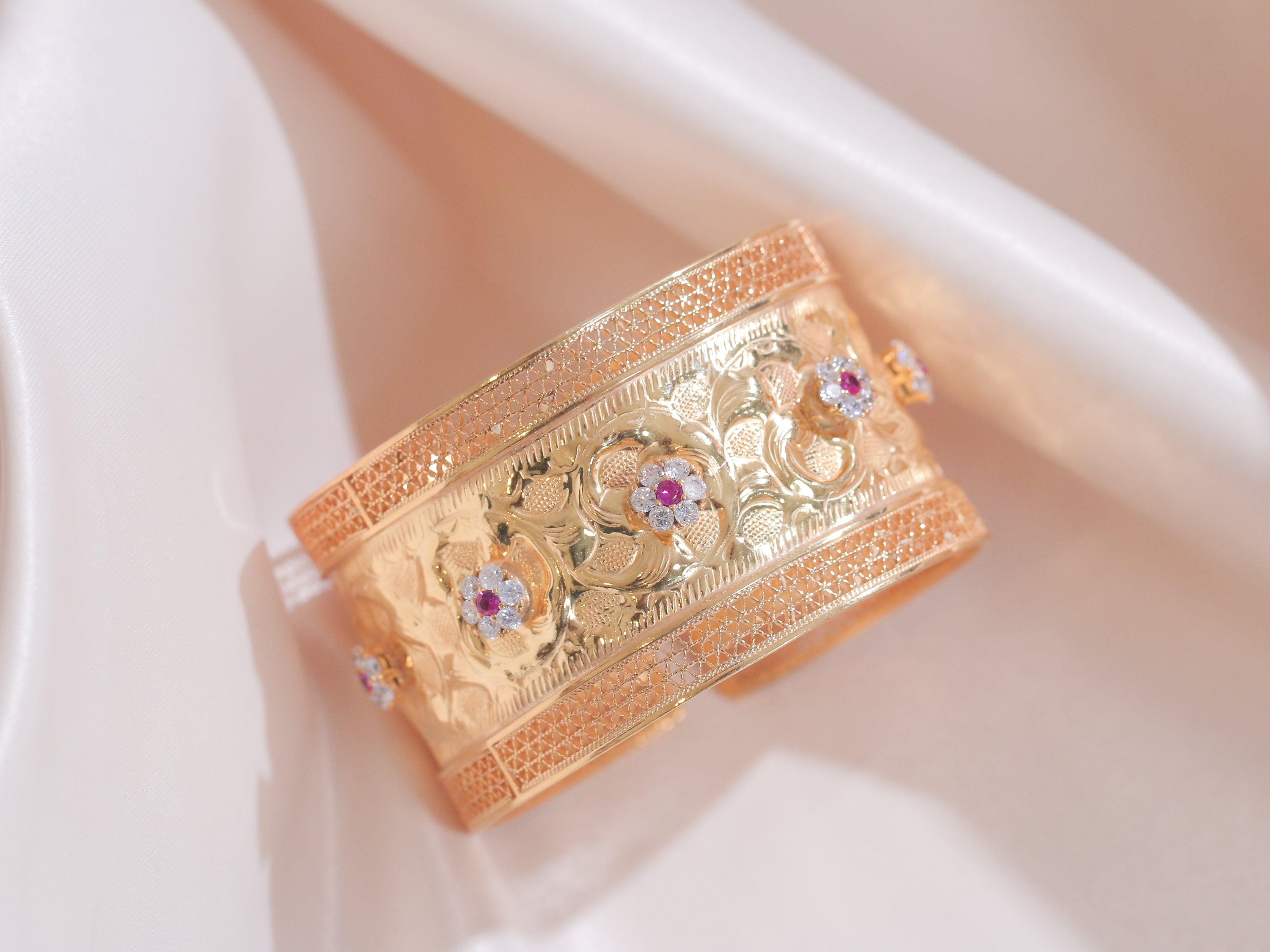 Zahra Naqish & Filigree Deblij