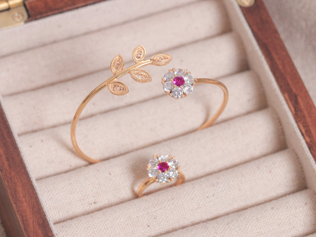 Zahra & Ghosn Bangle