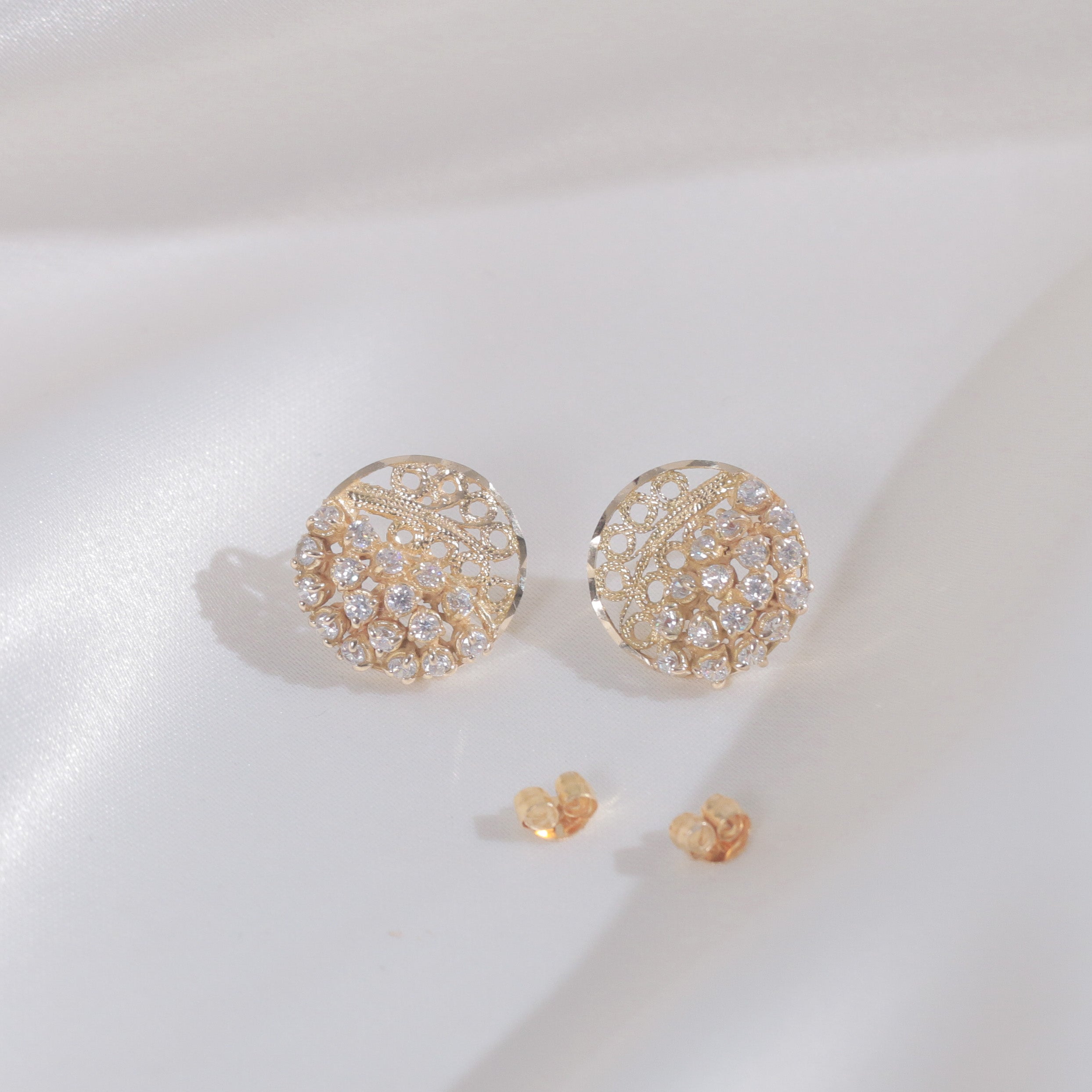 East&West Filigree Zircon Earrings (18k)