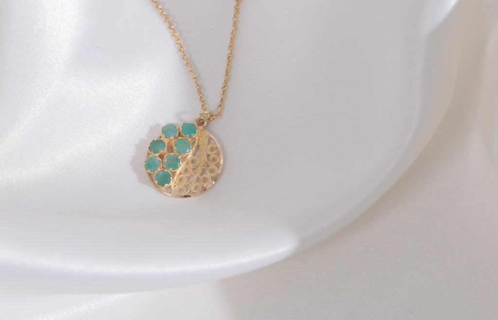 East&West Filigree Emeralds Set (18k Gold)