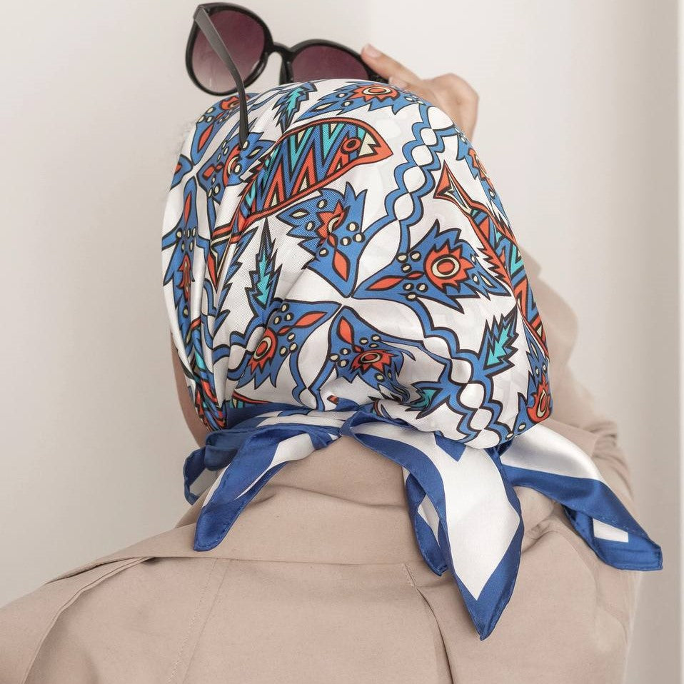 Hwita Silk Scarf (Alla Budabbus Collab)